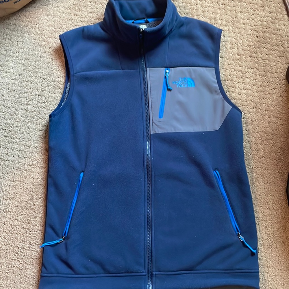 North face vest